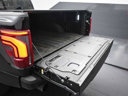 Certified 2025 Ford F150 Raptor AWD/4WD image 29