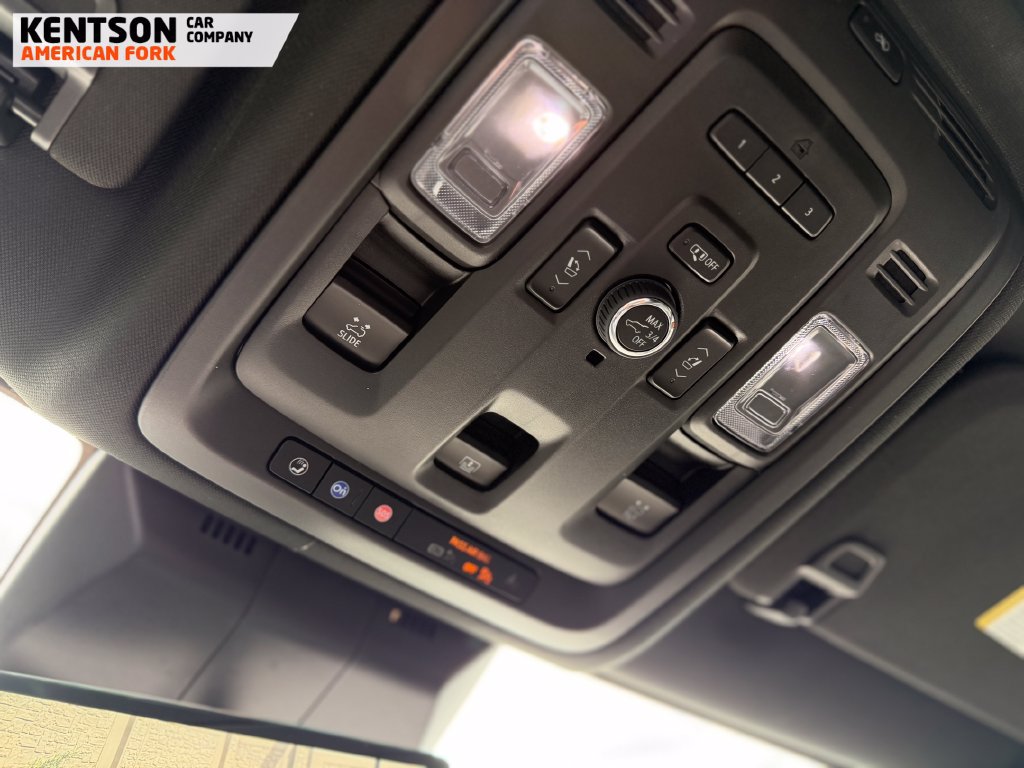 Used 2024 Cadillac Escalade Sport w/ LPO, Floor Liner Package AWD/4WD image 28