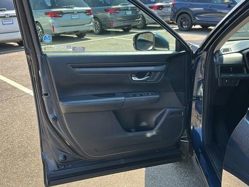 Used 2023 Honda CR-V EX image 8