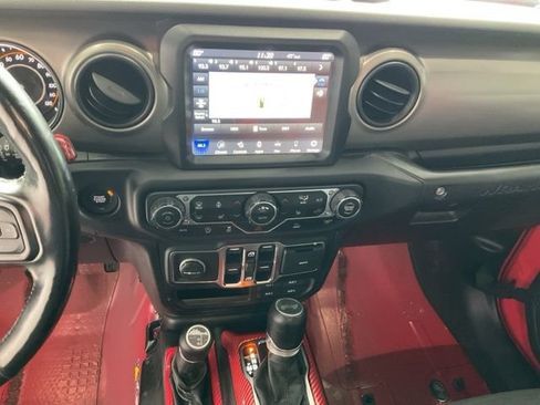 Used 2021 Jeep Wrangler Unlimited Sport image 14