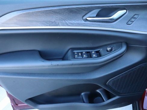 New 2025 Jeep Grand Cherokee L Limited w/ Luxury Tech Group II image 19