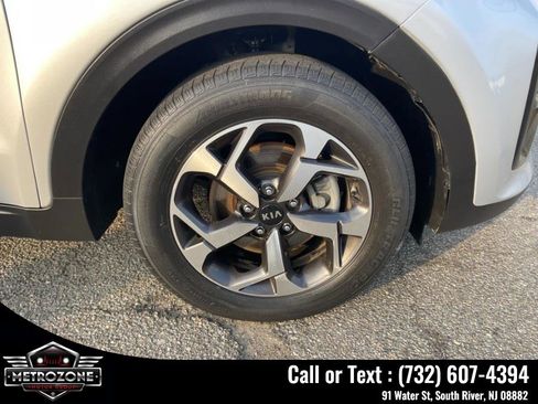 Used 2020 Kia Sportage LX FWD image 23