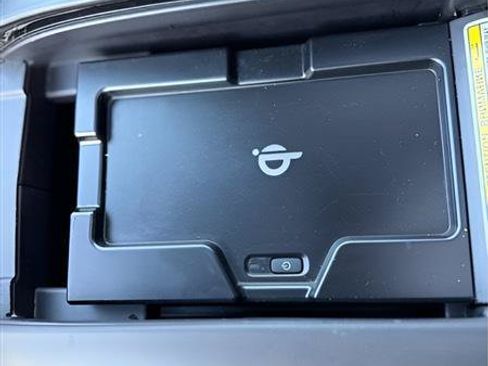 Used 2021 Toyota Highlander XSE FWD image 45