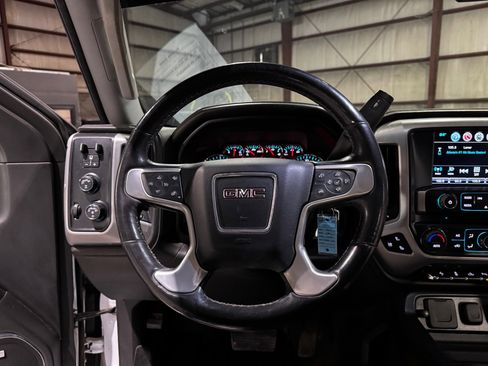 Used 2017 GMC Sierra 1500 SLT w/ SLT Premium Package image 30