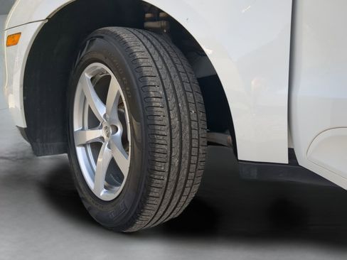 Used 2018 Porsche Macan image 63