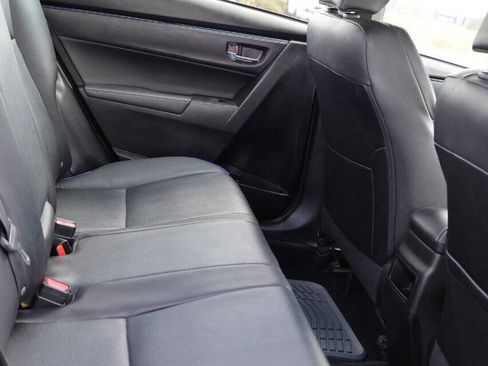 Used 2018 Toyota Corolla XSE image 16