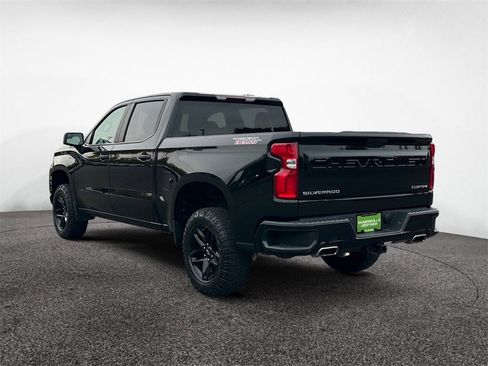 Used 2021 Chevrolet Silverado 1500 Custom Trail Boss image 3