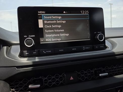 Used 2024 Honda Accord EX image 9