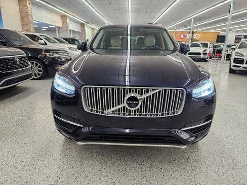 Used 2017 Volvo XC90 T6 Inscription image 2