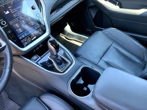 Used 2024 Subaru Outback Touring w/ Popular Package #2 AWD/4WD image 17