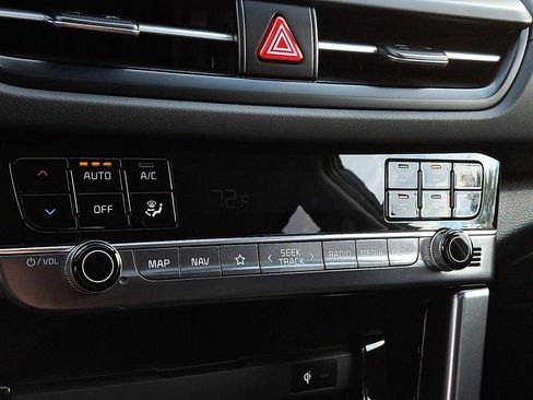 New 2026 Kia Seltos SX image 9