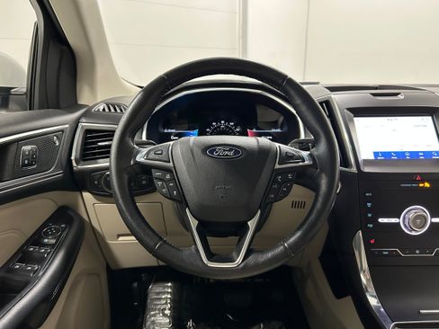 Used 2020 Ford Edge Titanium AWD/4WD image 14