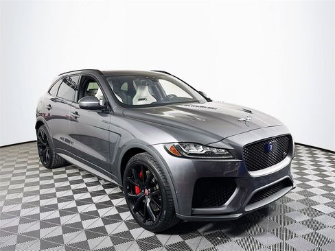 Used 2019 Jaguar F-PACE SVR image 1