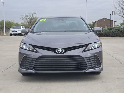 Used 2024 Toyota Camry LE w/ Convenience Package image 2