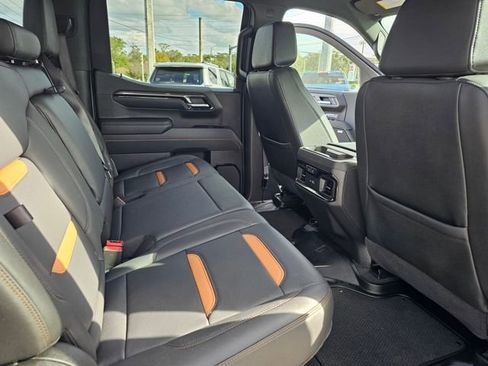 Used 2025 GMC Sierra 1500 AT4 w/ AT4 Premium Package image 27