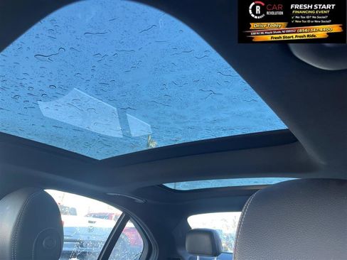 Used 2019 Mercedes-Benz C 300 300 4MATIC w/ Premium Package image 15