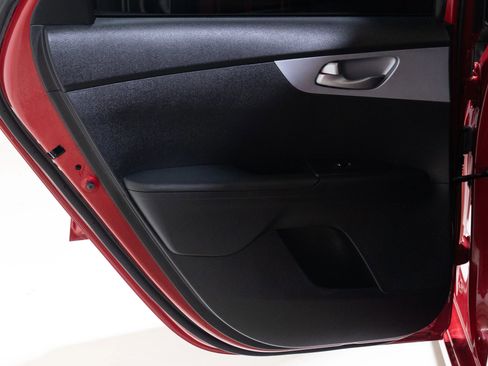 Used 2023 Kia Forte LXS image 19