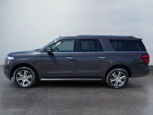 Used 2024 Ford Expedition Max Limited AWD/4WD image 2