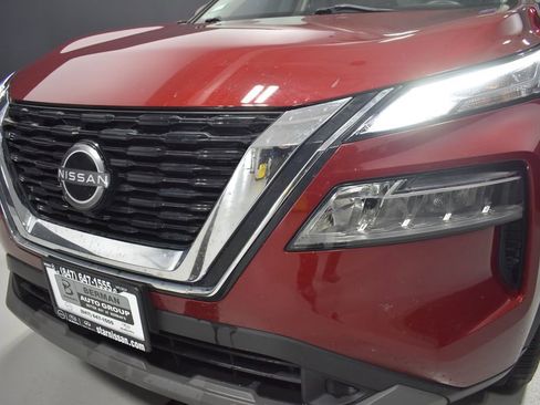 Certified 2023 Nissan Rogue SV AWD/4WD image 10
