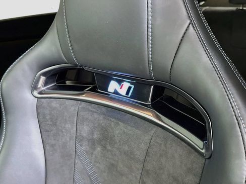Used 2022 Hyundai Elantra N FWD image 23