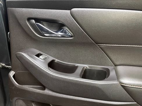 Used 2019 Chevrolet Traverse LT image 35