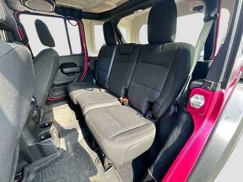 Used 2022 Jeep Wrangler Unlimited Sport AWD/4WD image 25