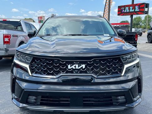 Used 2022 Kia Sorento SX FWD image 2