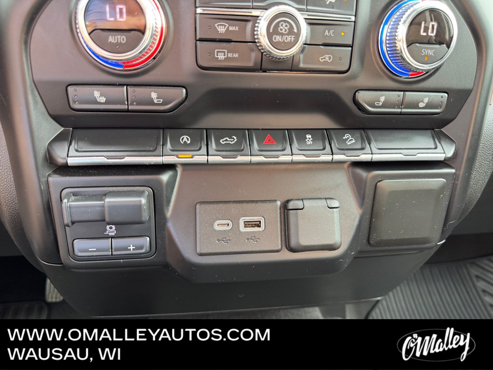 Used 2021 GMC Sierra 1500 Elevation w/ X31 Off-Road Package AWD/4WD image 22