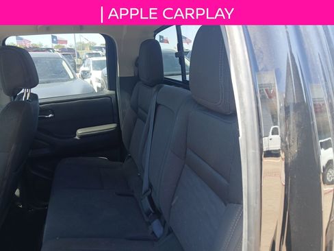 Used 2024 Nissan Frontier SV w/ SV Convenience Package image 8