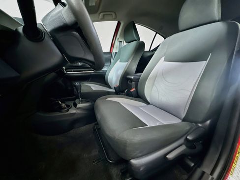 Used 2018 Toyota Prius C Two FWD image 13