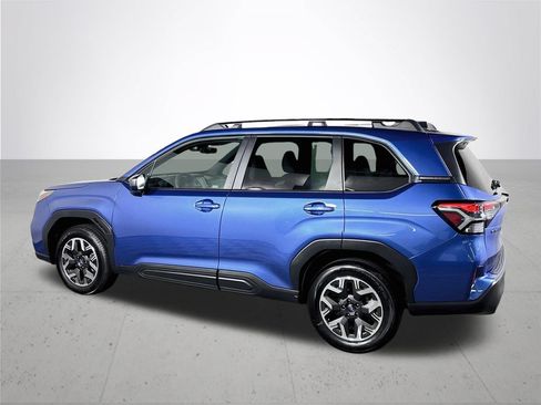 Certified 2026 Subaru Forester Premium AWD/4WD image 9