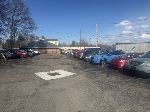 Used 2016 Subaru Forester 2.5i Premium w/ All-Weather Package image 14