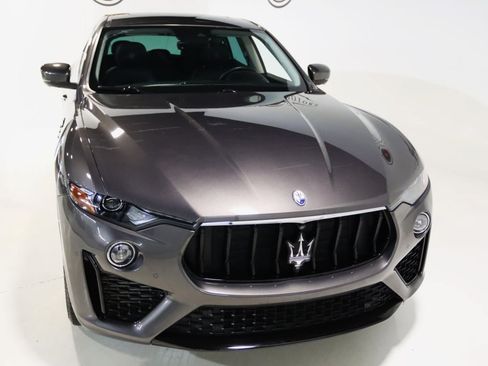 Used 2022 Maserati Levante Modena AWD/4WD image 28