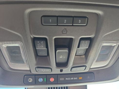 Used 2022 GMC Sierra 1500 Denali w/ Technology Package image 39