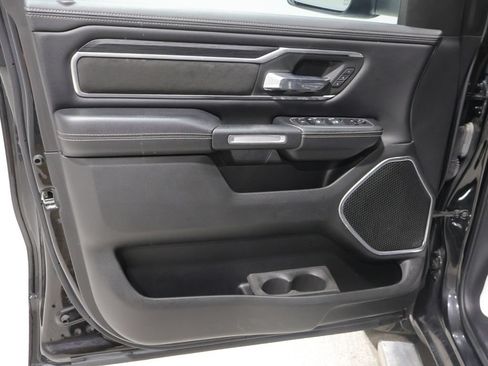 Used 2023 RAM 1500 Laramie AWD/4WD image 14