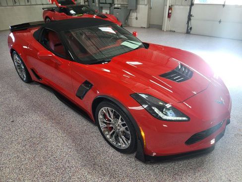 Used 2017 Chevrolet Corvette Z06 w/ Z07 Performance Package image 32