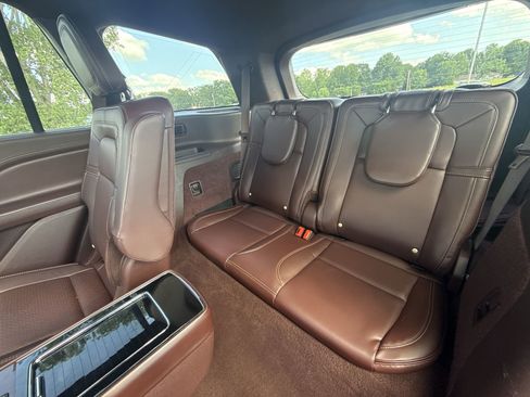 Used 2022 Lincoln Aviator Black Label w/ Dynamic Handling Package AWD/4WD image 24