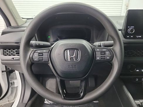 Used 2025 Honda Accord LX image 24