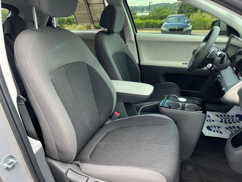 Used 2026 Hyundai Ioniq 5 SE RWD image 28