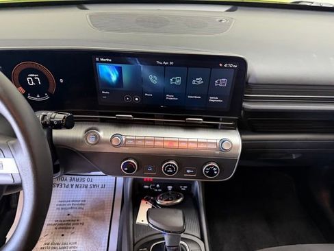 Certified 2024 Hyundai Kona SE AWD/4WD image 30