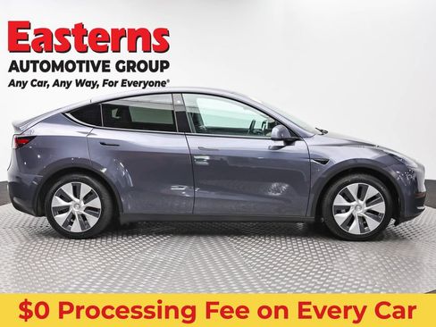 Used 2021 Tesla Model Y Long Range AWD/4WD image 4