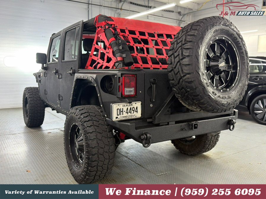 Used 2015 Jeep Wrangler Unlimited Sahara w/ Connectivity Group AWD/4WD image 10