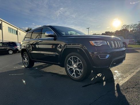 Used 2019 Jeep Grand Cherokee Overland image 9