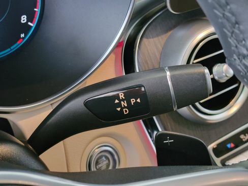 Used 2022 Mercedes-Benz GLC 300 image 24