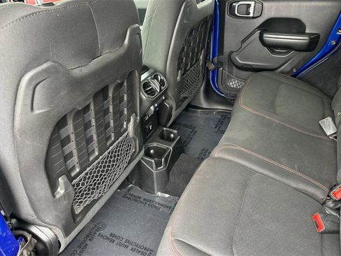 Used 2019 Jeep Wrangler Unlimited Rubicon image 12