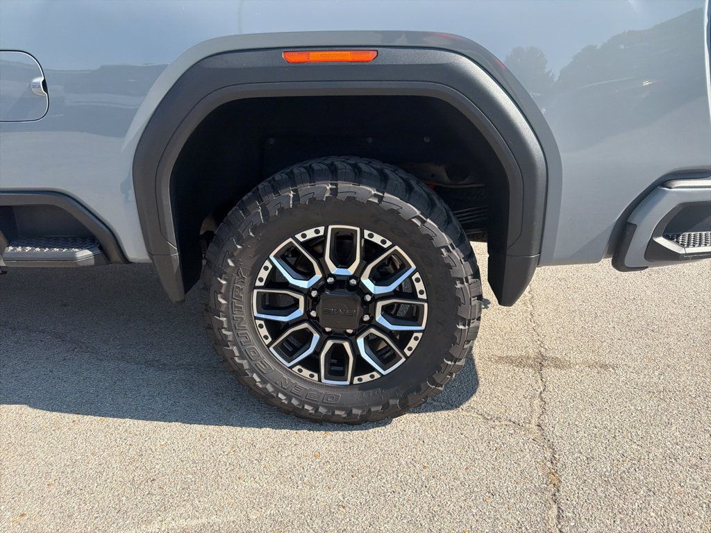 Used 2024 GMC Sierra 2500 AT4 w/ AT4 Premium Plus Package AWD/4WD image 22