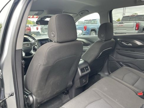 Used 2024 GMC Terrain SLE image 26