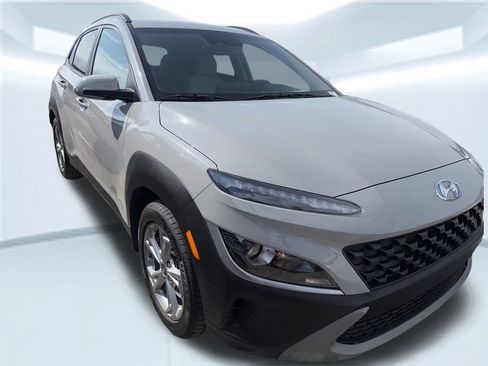 Used 2022 Hyundai Kona SEL w/ Cargo Package image 4