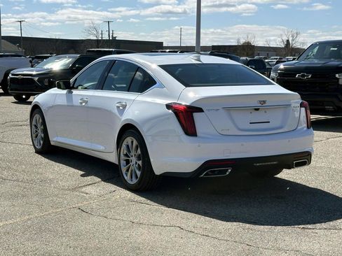 Used 2023 Cadillac CT5 Luxury image 3