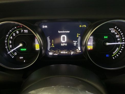 Used 2021 Jeep Wrangler Unlimited Sahara w/ Cold Weather Group AWD/4WD image 27